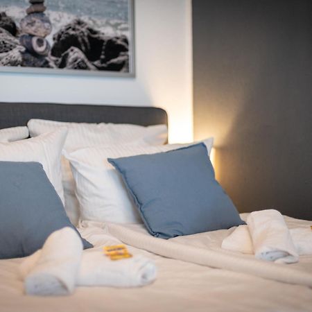 Federnest - Luxus-Studio - Kingsize Boxspringbett - Home-Office Mit Monitor Und Drucker - 11 Min Hbf Duisburg Exteriör bild